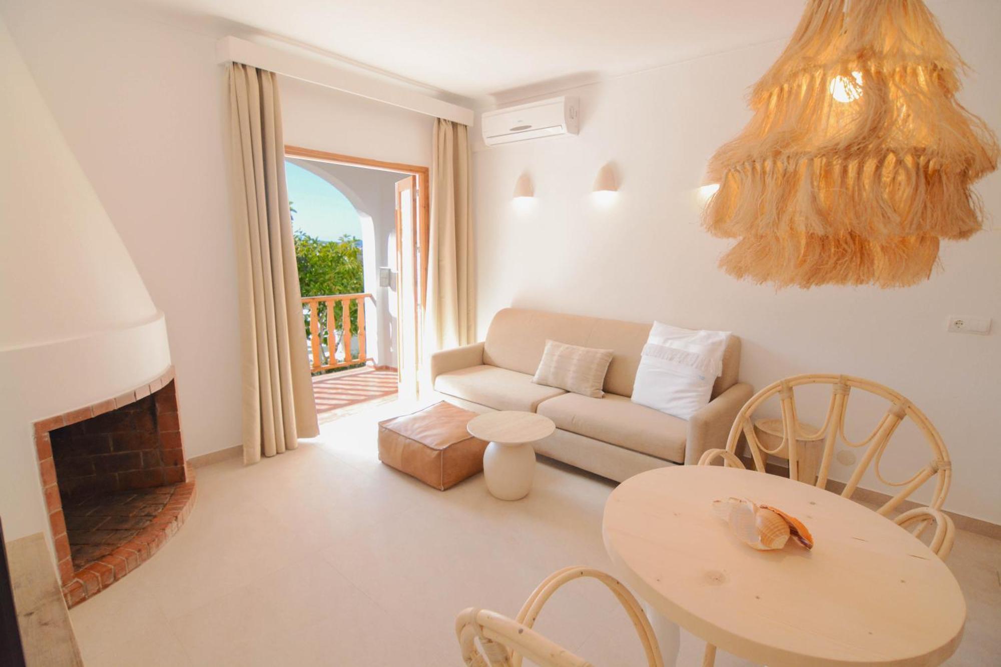 Апарт готель Secret Oasis Ibiza-Only Adults Сан-Антоніо Екстер'єр фото