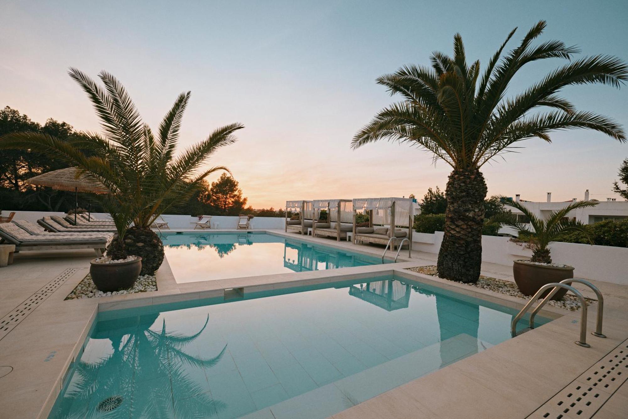 Апарт готель Secret Oasis Ibiza-Only Adults Сан-Антоніо Екстер'єр фото